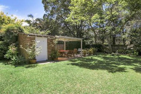 Spacious Two Bedroom Apartment In Crows Nest HUNT1 - Accommodation Perth 4