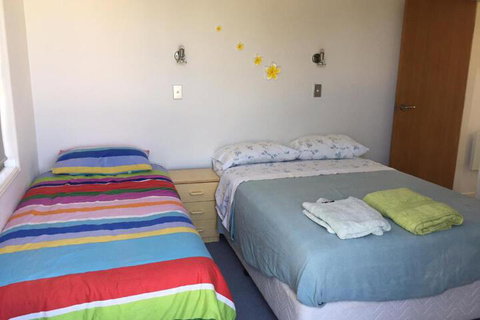 Toowoon Bay Beachfront Apartment - Accommodation Perth 4