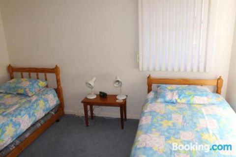 Beach Shack On Calton - Accommodation Perth 4