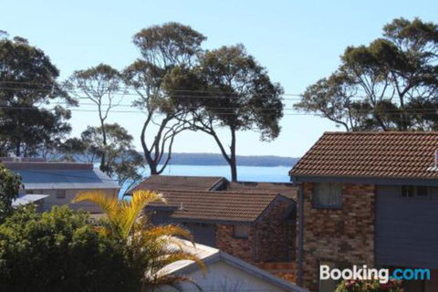 Beach Shack On Calton - Accommodation Perth 0