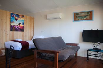 15 Korora Palms 1 Bedroom Bure - Perth Resorts 6