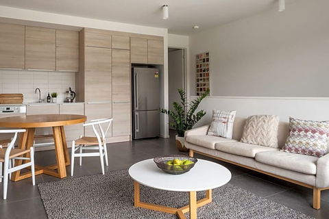 Roomerang At Lakeside Townhouse - Accommodation Perth 3