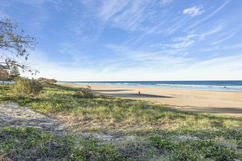 Tugun Palms Holiday Villa - Perth Resorts 6