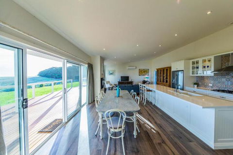 Coastal Lodge - Accommodation Perth 6