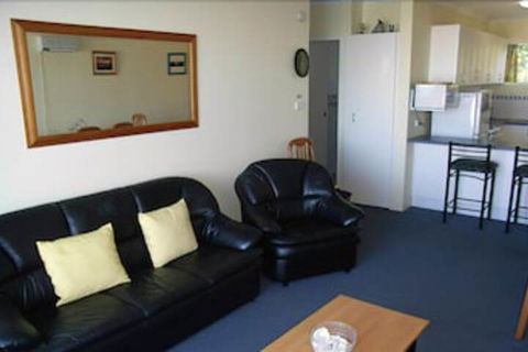 Bella Vista Unit 20 / 19 Shoal Bay Road - Accommodation Perth 5