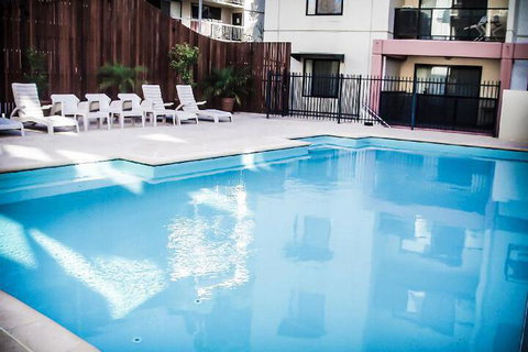AirExec Apartments - Accommodation Perth 6