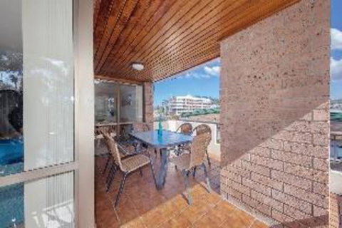 2 Bedroom Apartment Kamilaroi - Accommodation Perth 3