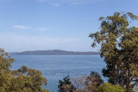 3 Bedroom Villa Moy At Nelson Bay 2 / 30 Thurlow Avenue FREE WIFI - Accommodation Perth 4