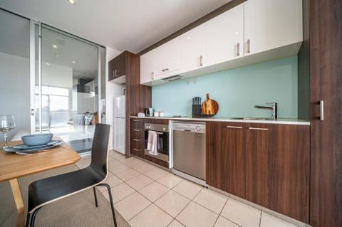 Vue Of The East End Wifi Netflix Nespresso - Perth Resorts 6