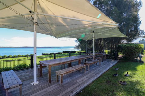 Blackbutt Family Loft Townhouse - Accommodation Perth 4