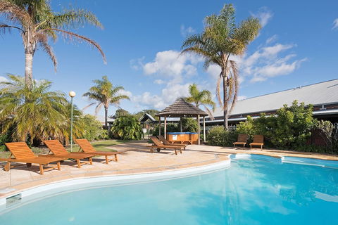Dunsborough Town Units - Perth Resorts 0