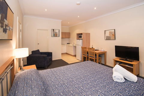 Dunsborough Town Units - Perth Resorts 5