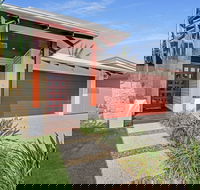 Adelong - Accommodation Perth