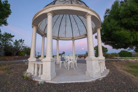 1837 Barossa Luxury Cottages Lyndoch SA - Accommodation Perth 4