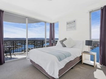 Ocean & Riverview At Chevron Renaissance - Perth Resorts 6