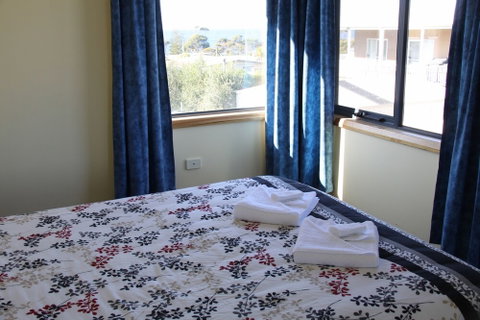 Douglas Street - Accommodation Perth 6