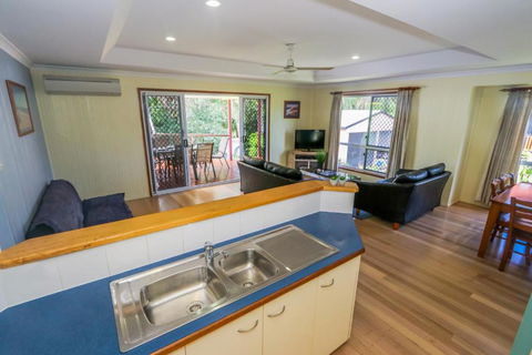 McLeods - Perth Resorts 5