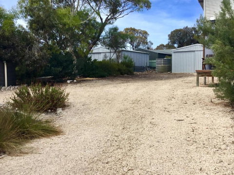Samphire Beach House - Accommodation Perth 1