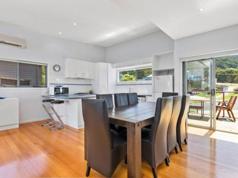Poseidon - Accommodation Perth 1