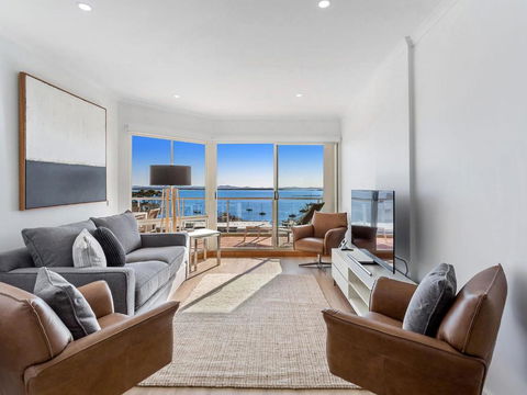 Breakwater Apartment 403 - Accommodation Perth 2