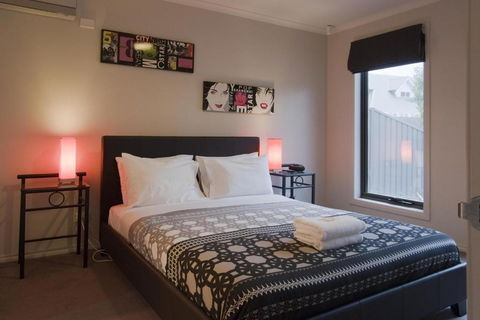 Montebello - Perth Resorts 1