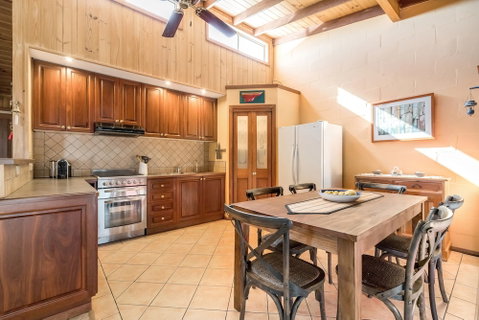 Freycinet Panorama - Accommodation Perth 2