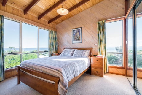 Freycinet Panorama - Accommodation Perth 3