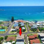 Bimbadeen Penthouse Across The Road From Main Beach! - Accommodation Perth 0