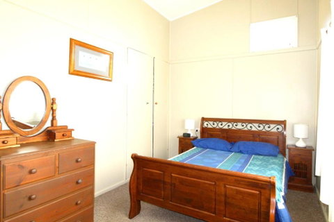 Hi View 18 Dulconghi Street - Accommodation Perth 3