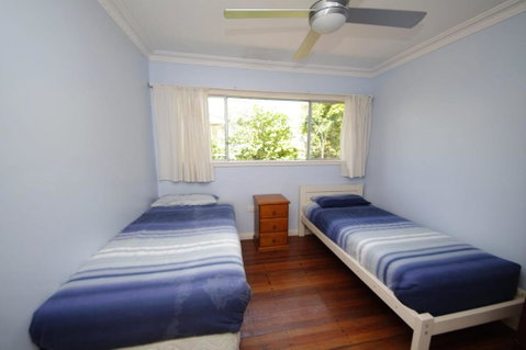 Billys On Main 44 Main Street - Accommodation Perth 2