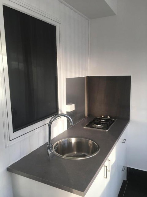 Coonawarra Cabins Unit C - Perth Resorts 4
