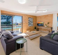 Burleigh great house room for the boat across the road from beach - Accommodation Perth