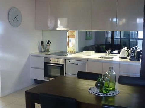 Upper West Side Madison - Perth Resorts 5