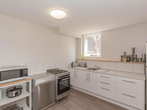Randalls Place 5 Poley Cow Lane - Accommodation Perth 5