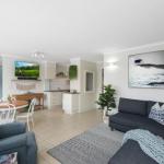 Renovated Moololaba Unit 100m To Beach - Accommodation Perth 0