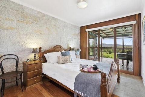 CHRISTOPHERS COTTAGE - Perth Resorts 2