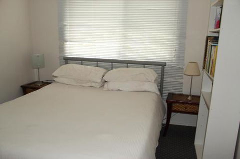 Brandis Beach House - Accommodation Perth 2