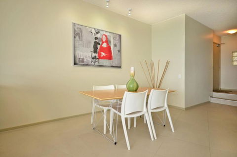Jomar U1 21 McIlwraith Street Moffat Beach - Accommodation Perth 3