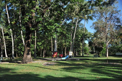 Balinese Beachfront Villa - Accommodation Perth 2
