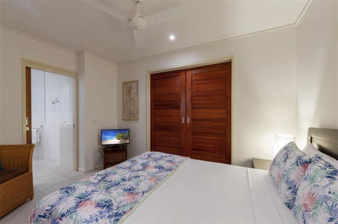 Balinese Beachfront Villa - Accommodation Perth 6