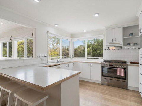 Blairgowrie Hamptons Style - Accommodation Perth 4