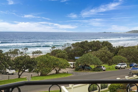 Breakers 2/12 - Accommodation Perth 5