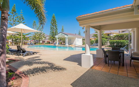 Breakers 2/12 - Accommodation Perth 0