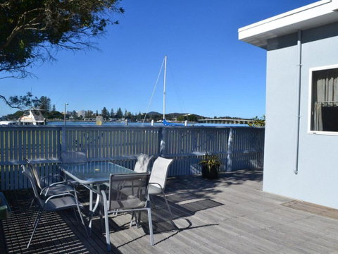 2 Rockpool Road - Accommodation Perth 1