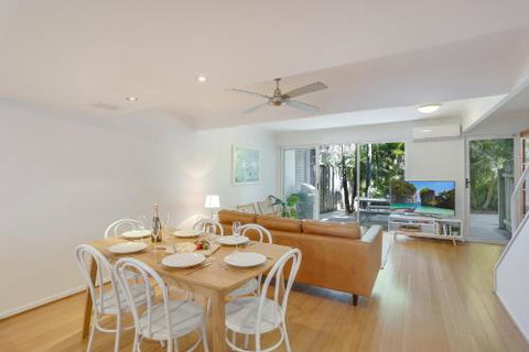 San Marino - Accommodation Perth 2