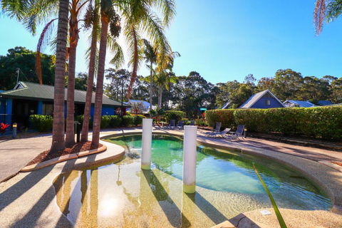 The Lakehouse In Raffetys Resort - Accommodation Perth 4