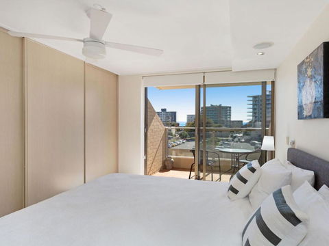 Garden Apartment At Forster Tower - Accommodation Perth 2