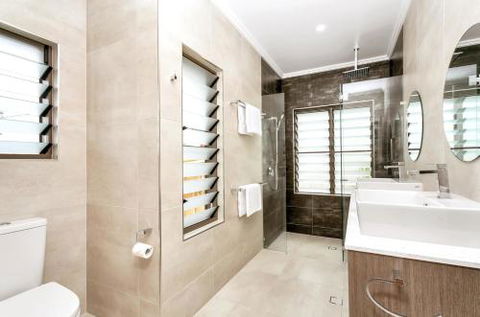 PARKVIEW At PALM COVE - Accommodation Perth 6