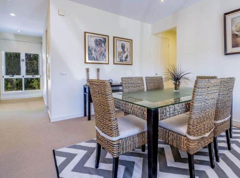 COASTAL SOUL VILLA At BROADBEACH - Perth Resorts 3