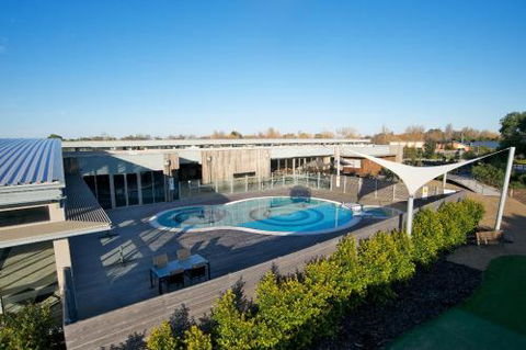 COASTAL SOUL VILLA At BROADBEACH - Perth Resorts 2